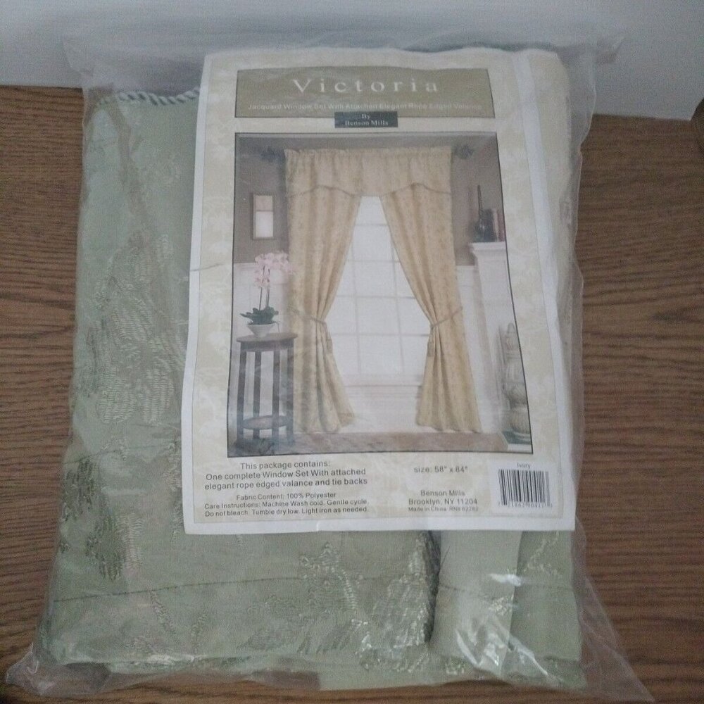 Victoria Jacquard Window Set W/Edge Balance & Rope Green 58x84" New
